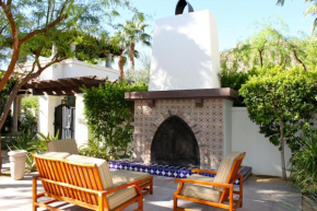 Deluxe King Casita Condo with Access to Outdoor Resort-Style Pool condo